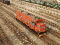 DF5D heavy shunting loco, Shenzhen, China.