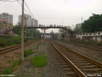 Track layout south of the pedestrian overpass