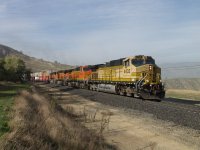 BNSF intermodel train approaching tunnel #5.